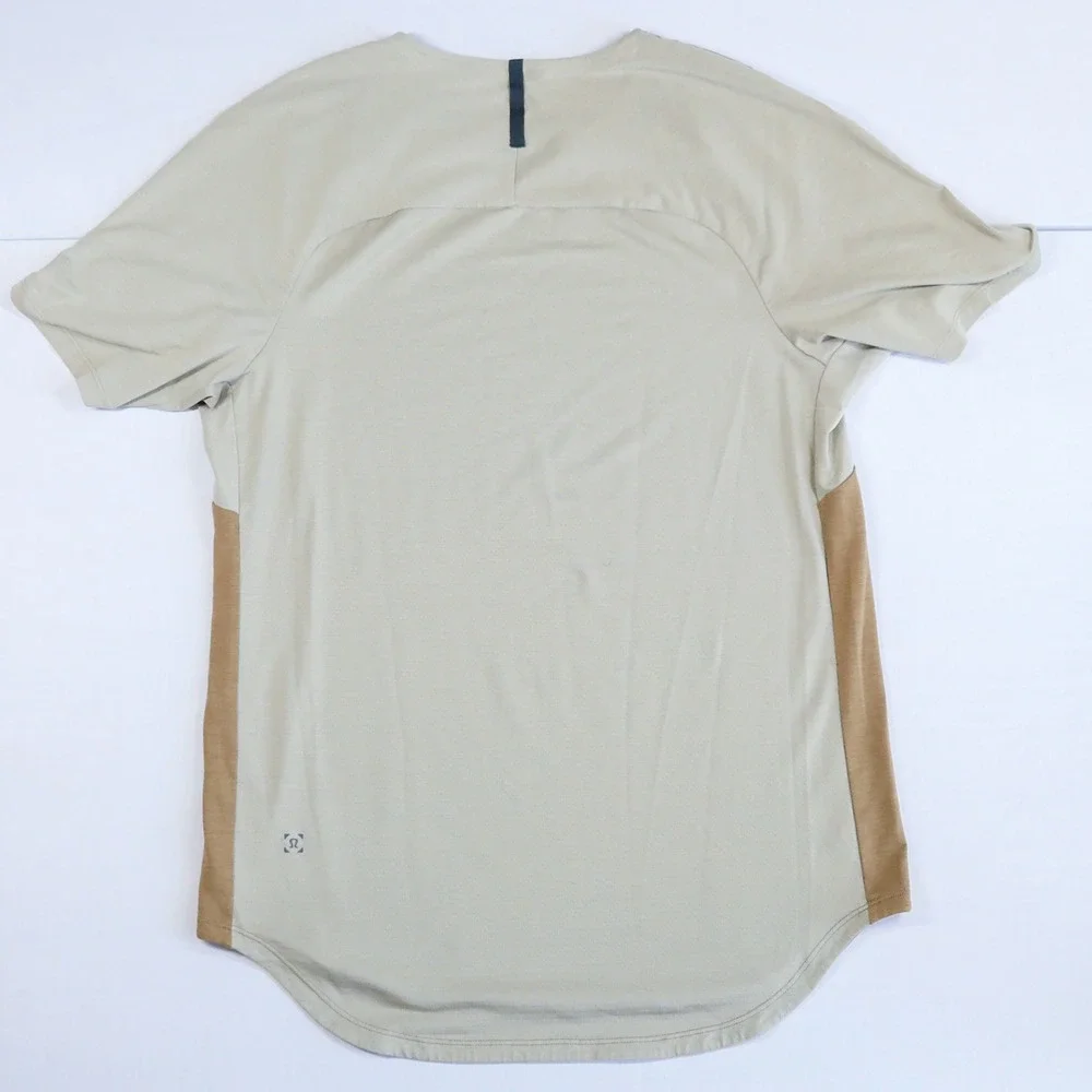 Lululemon Always Agile Short Sleeve Shirt Tan Beige Raglan Curved Hem Mens Small